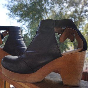 Free People Amber Orchard Clog